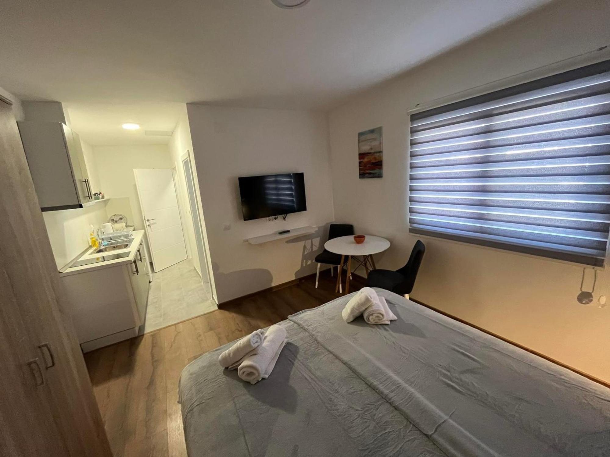 On Point Apartment Мостар Екстериор снимка